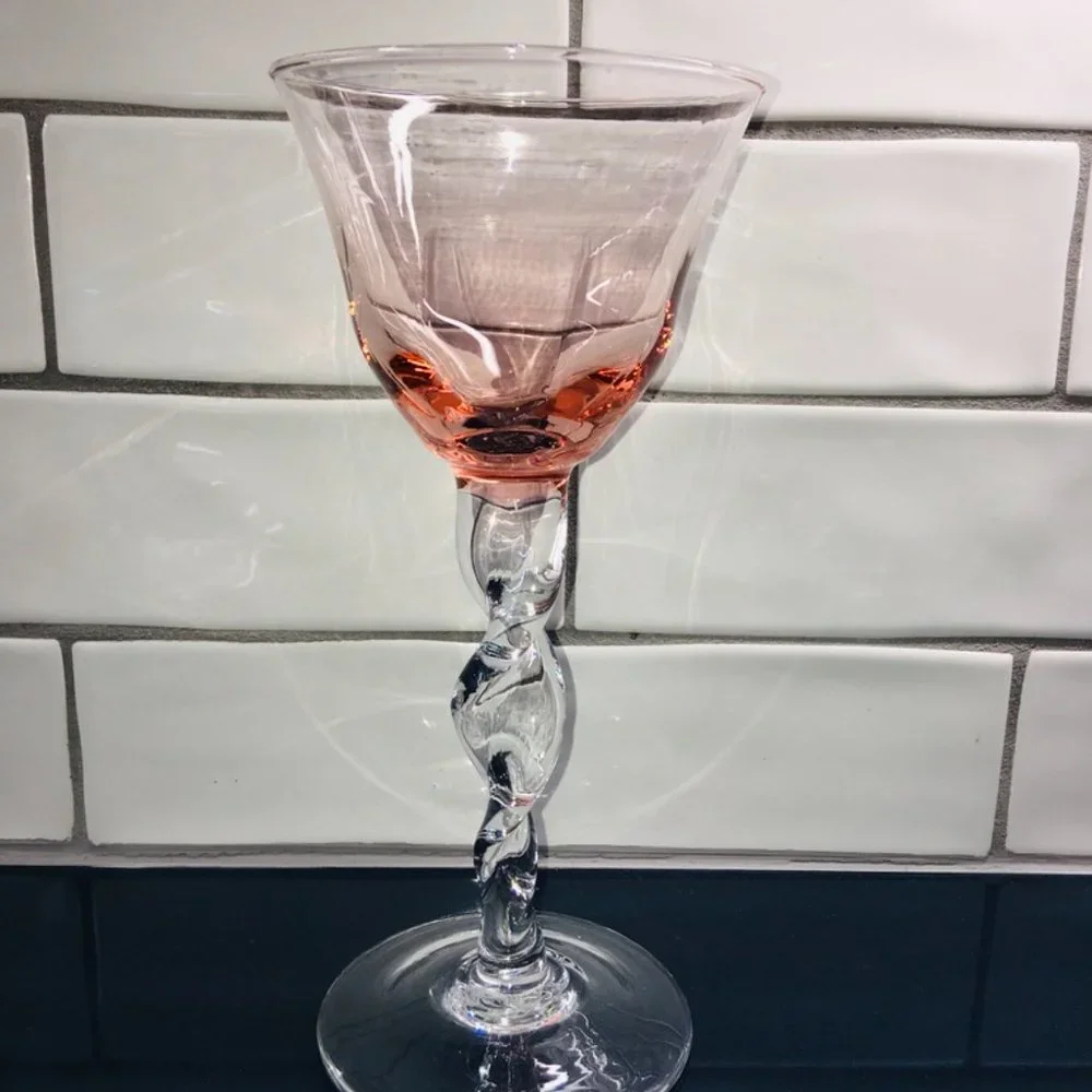 Stunning Wine/Drink Glasses (4)